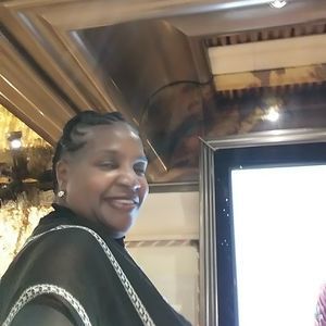 Meet your Posher, Maureen